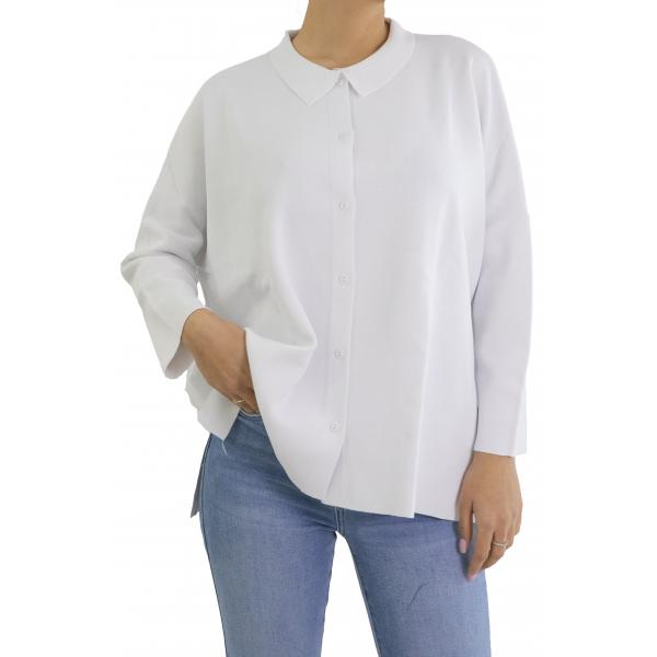 Maglia morbida con colletto e bottoni 